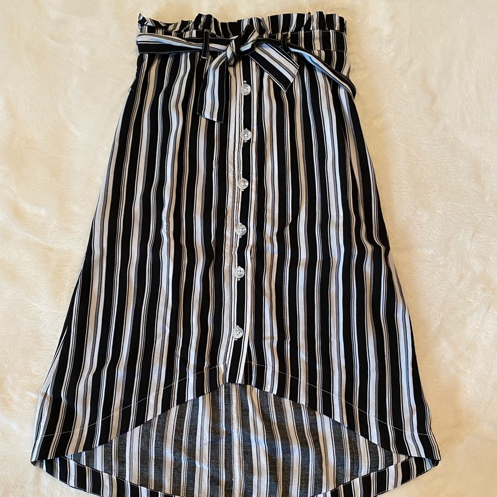 Justice skirt - NWOT